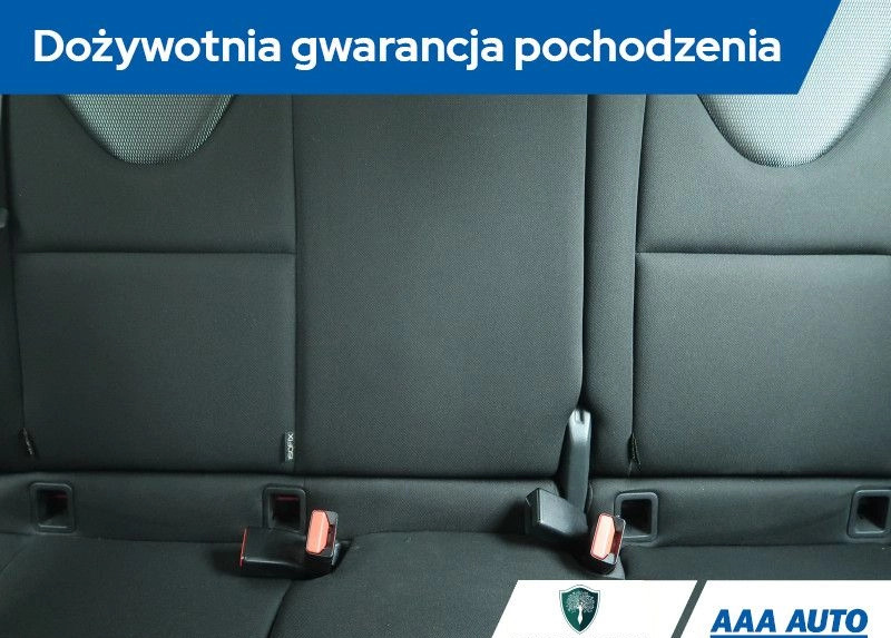 Renault Clio cena 37000 przebieg: 121688, rok produkcji 2018 z Krynki małe 232